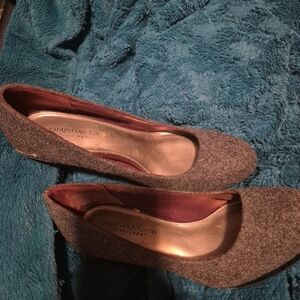 Christian Siriano Women's Charcoal Heels